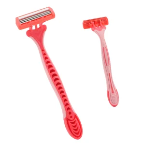 Razor desechable de triple hoja D316L