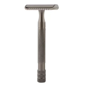 D663 safety razor brass handle