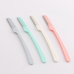 D108 foldable eyebrow razor